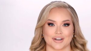 nikkie de jager, nikkietutorials salaris